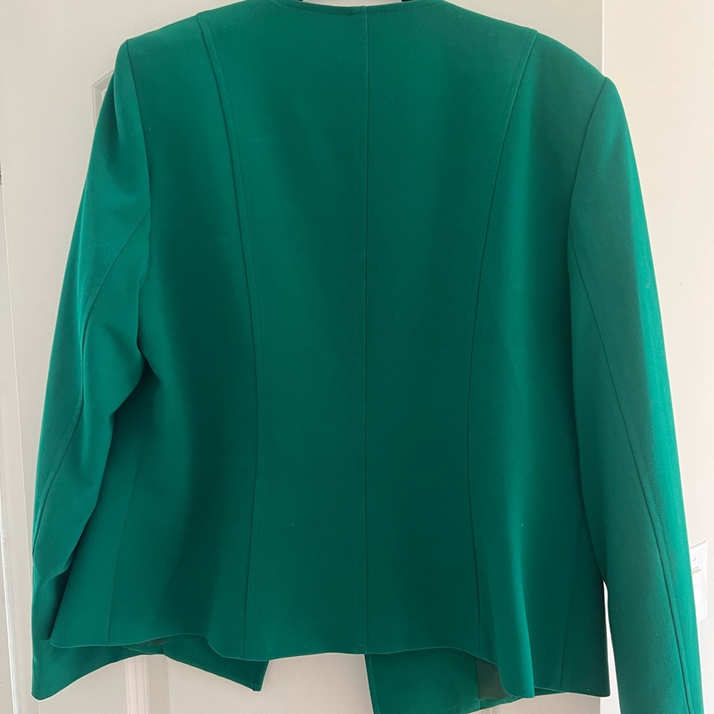 Women jacket - Picture 3 of 3